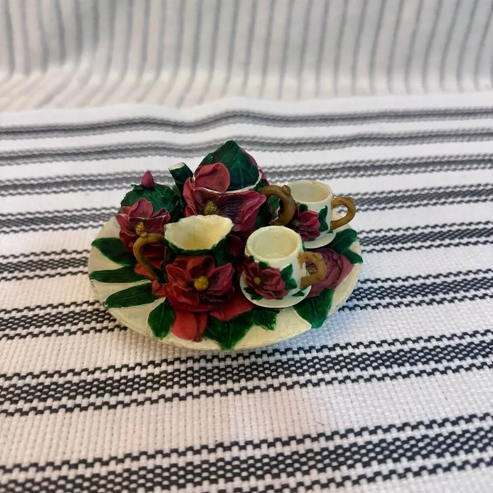 Vintage Magnolia Mini Floral Tea Set